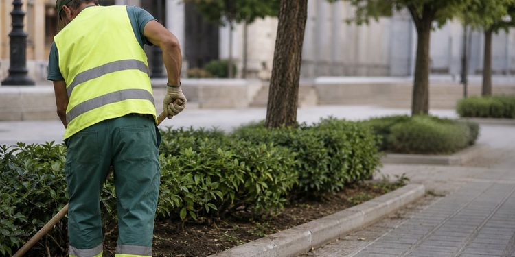 Cabanillas abre un Plan de Empleo para contratar a 14 desempleados durante seis meses