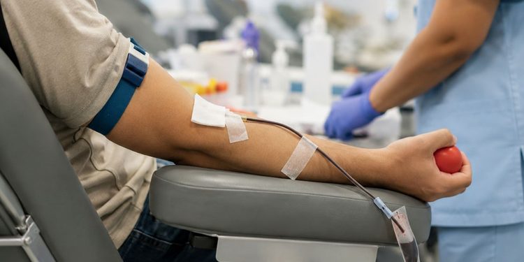 Madrid pide donaciones urgentes de sangre de los grupos 0+, AB- y B- por la caída de reservas
