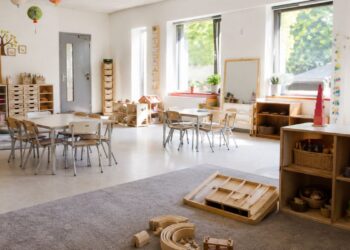 Torrejón mantiene cuatro escuelas infantiles municipales durante el curso 2026-2027 tras formalizar la prórroga con Madrid