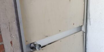 Dos detenidos tras ser sorprendidos durante un presunto robo con fuerza en una vivienda de Torrejón