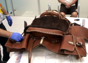Interceptan en Azuqueca más de cinco kilos de cocaína ocultos en una silla enviada desde Colombia