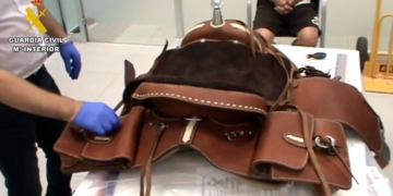 Interceptan en Azuqueca más de cinco kilos de cocaína ocultos en una silla enviada desde Colombia