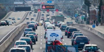 La DGT prevé 6,9 millones de desplazamientos en la Operación Retorno con tráfico intenso hasta el lunes