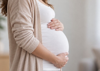 La ayuda de 14.500 euros por nacimiento llegará a madres de hasta 35 años cuando tengan su tercer hijo