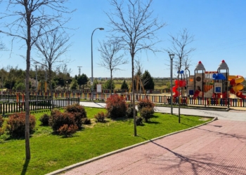 Paracuellos invertirá más de 456.000 euros en renovar dos de sus principales parques infantiles con juegos accesibles