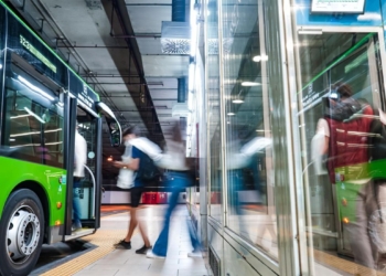 Madrid prepara un nuevo centro para anticipar incidencias y mejorar la información en autobuses, Metro y otros transportes