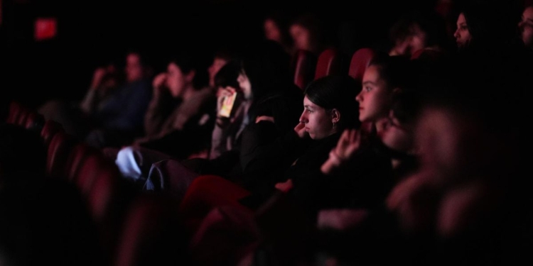 Los jóvenes de 18 a 25 años tendrán 3,50 euros de descuento en el cine durante febrero en Madrid 1 Los jóvenes de 18 a 25 años tendrán 3,50 euros de descuento en el cine durante febrero en Madrid