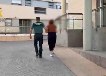 Detenida por robar joyas a personas mayores con el método del abrazo cariñoso en Meco y Ajalvir