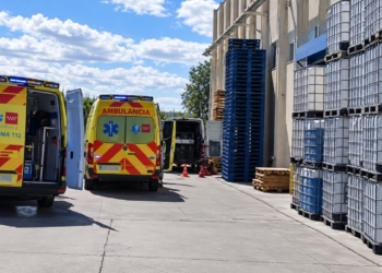 Muere un trabajador de 71 años tras caer ocho metros desde un tejado en Alcalá de Henares