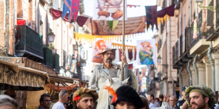 El Mercado Cervantino empieza a alterar desde hoy el tráfico y el reparto en el centro de Alcalá 1 El Mercado Cervantino empieza a alterar desde hoy el tráfico y el reparto en el centro de Alcalá