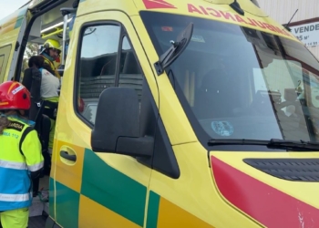 Un trabajador de 45 años, trasladado en estado crítico tras caer ocho metros desde una nave industrial en Coslada