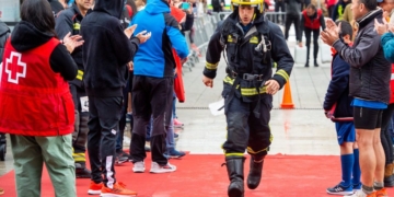 Alcalá celebra este sábado la Carrera Vertical Torre Garena con un desafío solidario de 16 plantas