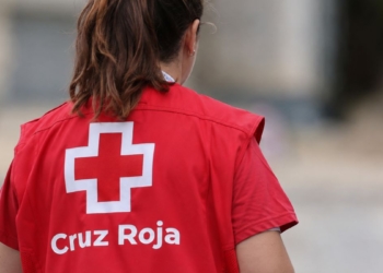 Más de 2.500 mayores y cuidadores necesitaron apoyo de Cruz Roja en Guadalajara durante el último año