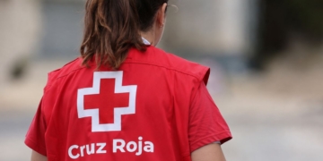 Más de 2.500 mayores y cuidadores necesitaron apoyo de Cruz Roja en Guadalajara durante el último año