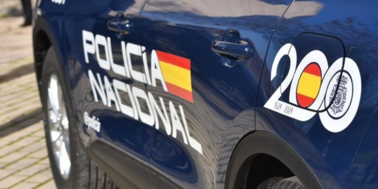 Detenido un hombre en Alcalá por apuñalar presuntamente a su hijastro de 25 años durante una discusión familiar