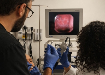 Una nueva técnica permite tratar determinados casos de disfagia en Torrejón sin pasar por quirófano
