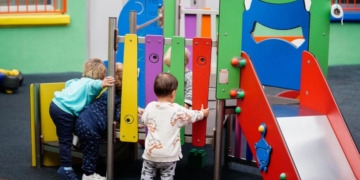 Publicada la resolución de las becas de Infantil de hasta 3.113 euros: así pueden consultar las familias su solicitud