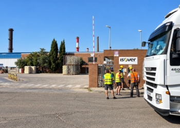 Los paros en Isover Azuqueca suben a tres horas por turno mientras continúa bloqueado el nuevo convenio