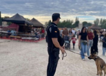 La Policía Local de Alcalá tramita nueve denuncias por drogas y localiza una navaja durante varias intervenciones