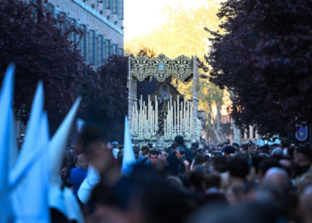 Alcalá vivirá este sábado un encuentro extraordinario entre la Soledad y el Cristo de los Doctrinos en la plaza de San Diego