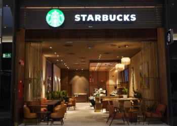 Starbucks abre su primera cafetería en Torrejón de Ardoz: así es el nuevo local de Parque Corredor